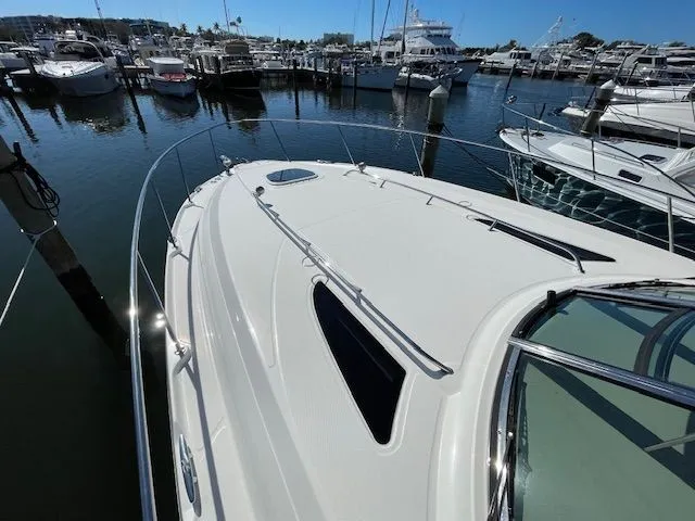 Slide: The Image of Sea Ray Sundancer 370 2012 - 66