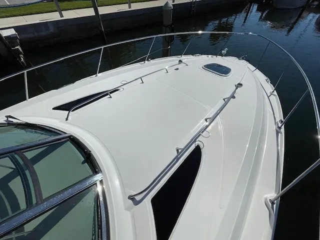 Slide: The Image of Sea Ray Sundancer 370 2012 - 68