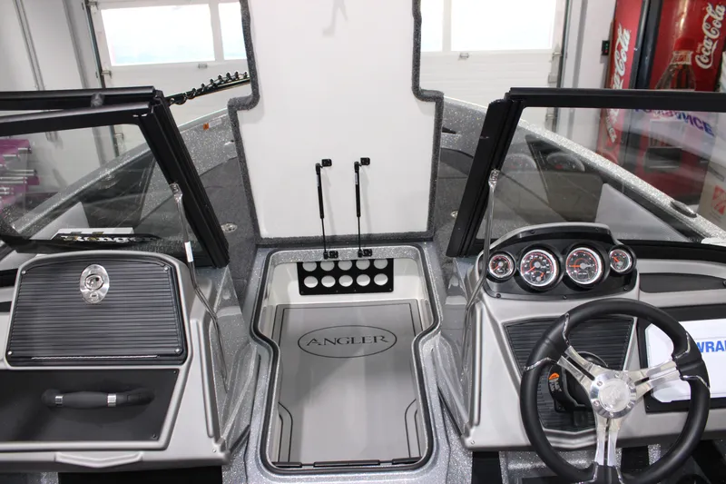 Slide: The Image of Ranger 1880 MS Angler 2026 - 22