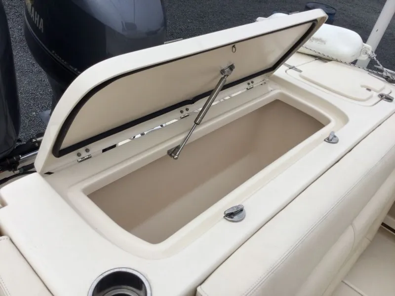 Slide: The Image of Grady-White Freedom 275 2017 - 7