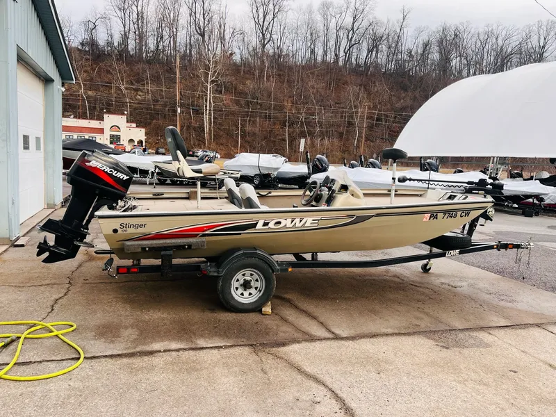 Slide: The Image of Lowe 170 Stinger 2006 - 1