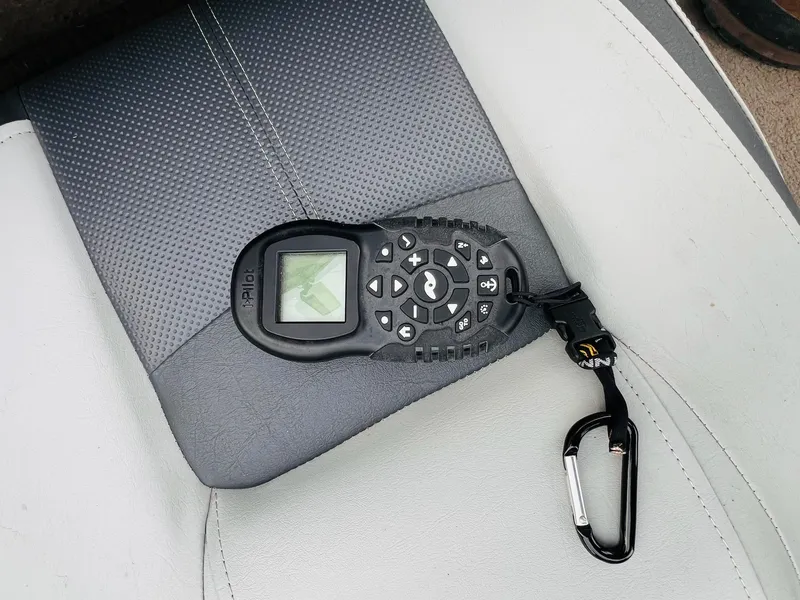 Slide: The Image of Lowe 170 Stinger 2006 - 11