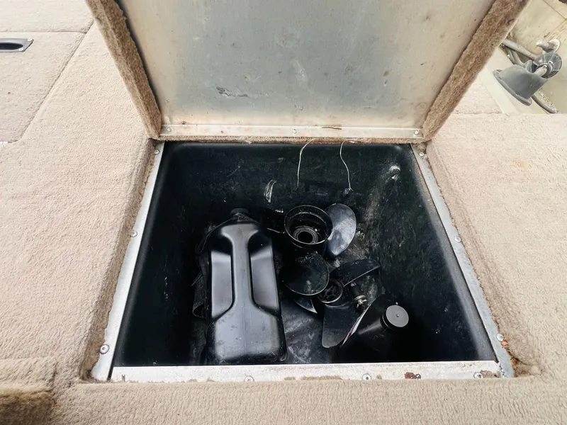 Slide: The Image of Lowe 170 Stinger 2006 - 17