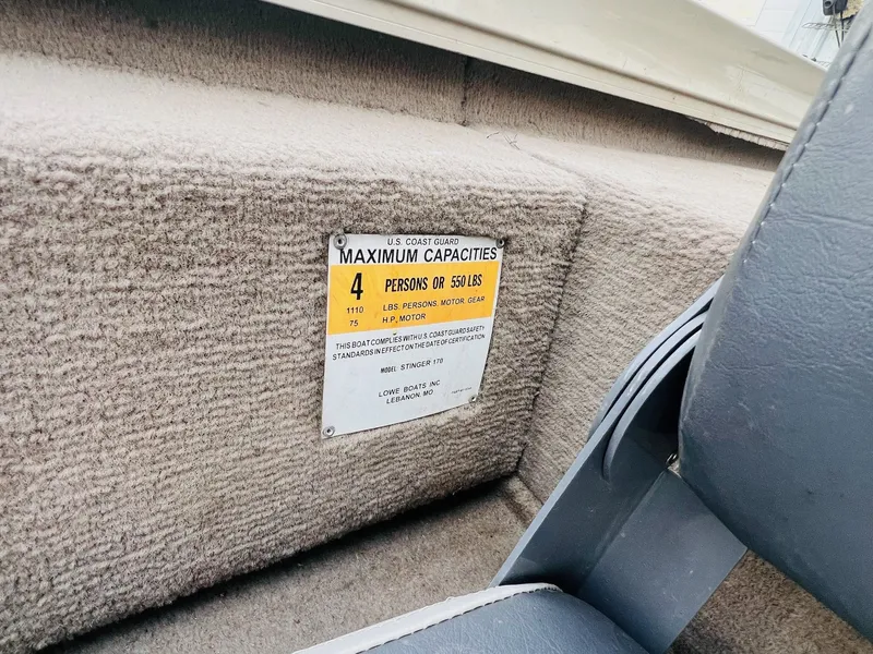 Slide: The Image of Lowe 170 Stinger 2006 - 24