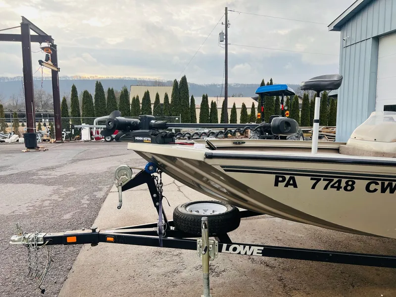 Slide: The Image of Lowe 170 Stinger 2006 - 30