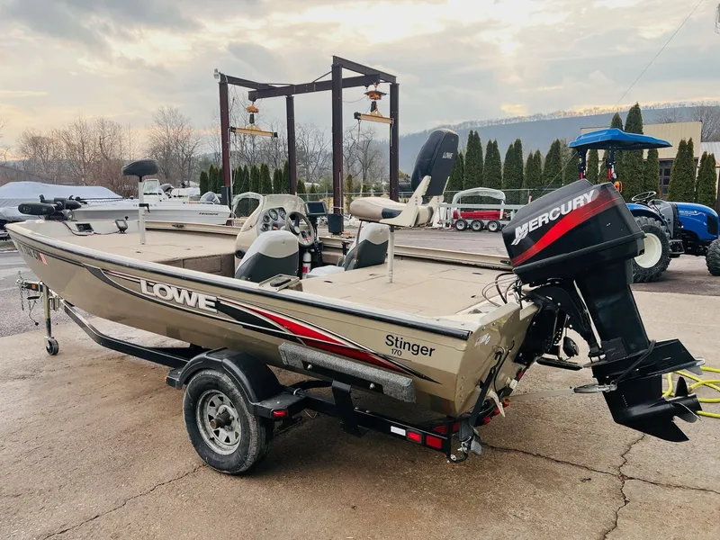 Slide: The Image of Lowe 170 Stinger 2006 - 8