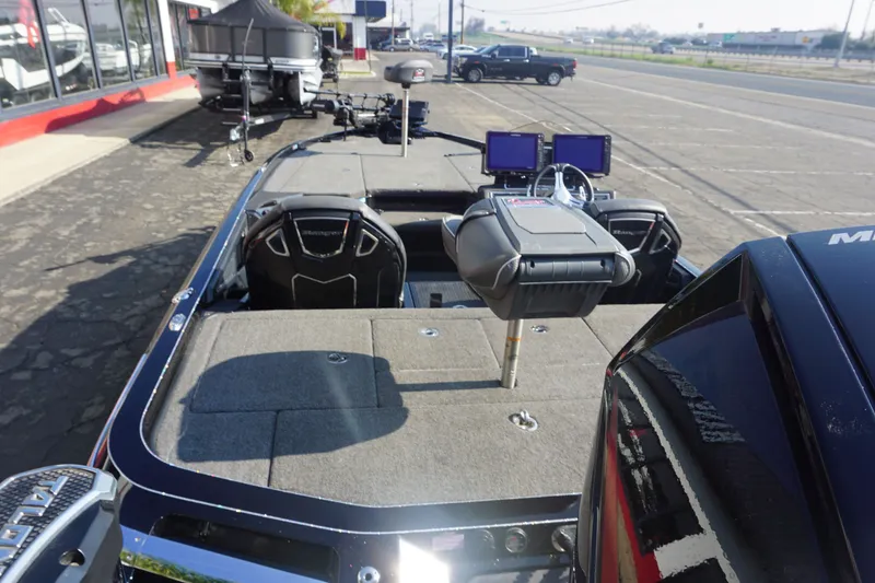 Slide: The Image of Ranger Z520R 2022 - 29