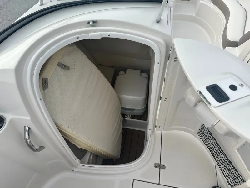 Slide: The Image of Southwind 220SD 2015 - 11