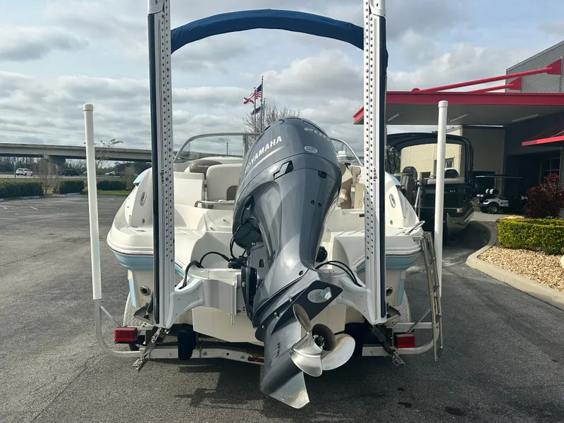 Slide: The Image of Southwind 220SD 2015 - 5