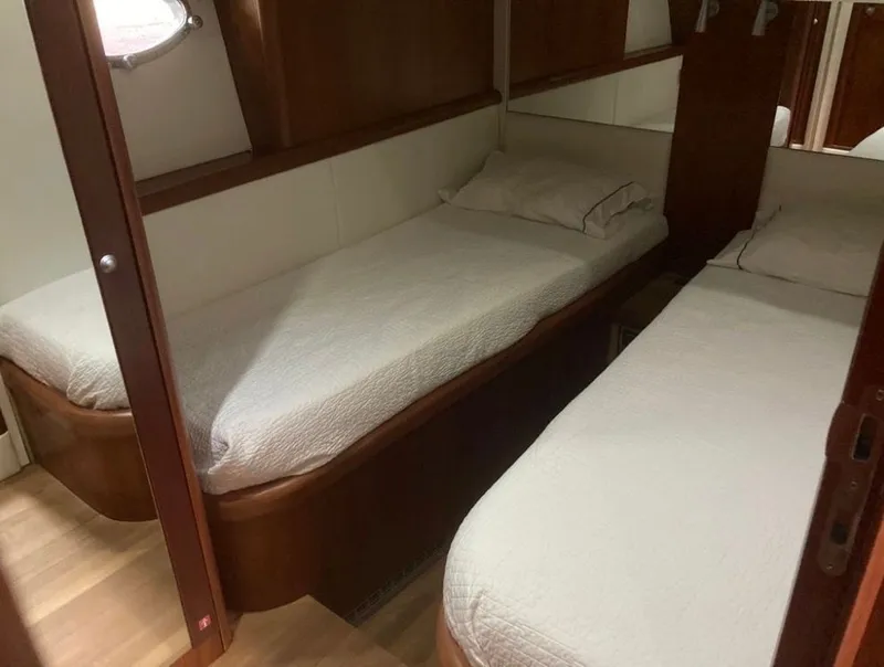 Slide: The Image of Sunseeker Predator 72 2007 - 17