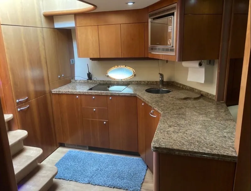 Slide: The Image of Sunseeker Predator 72 2007 - 19