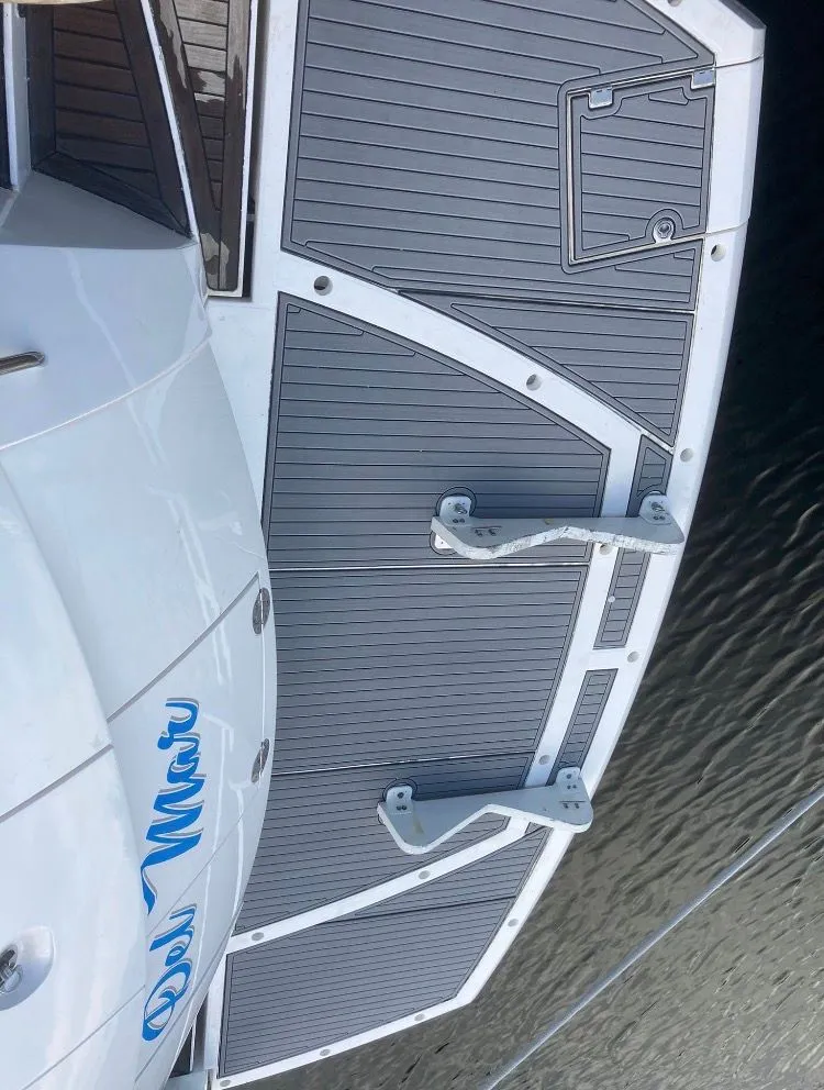 Slide: The Image of Sunseeker Predator 72 2007 - 29