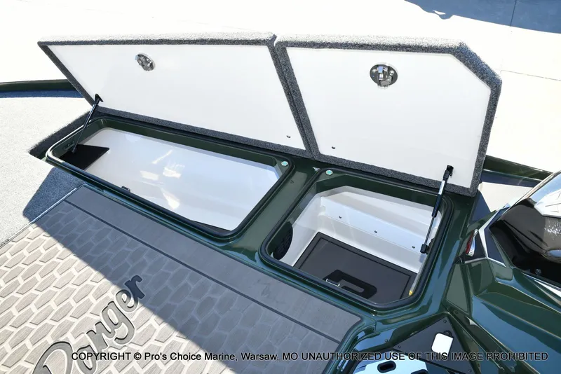 Slide: The Image of Ranger Z521R Garmin Cup Equipped 2025 - 63