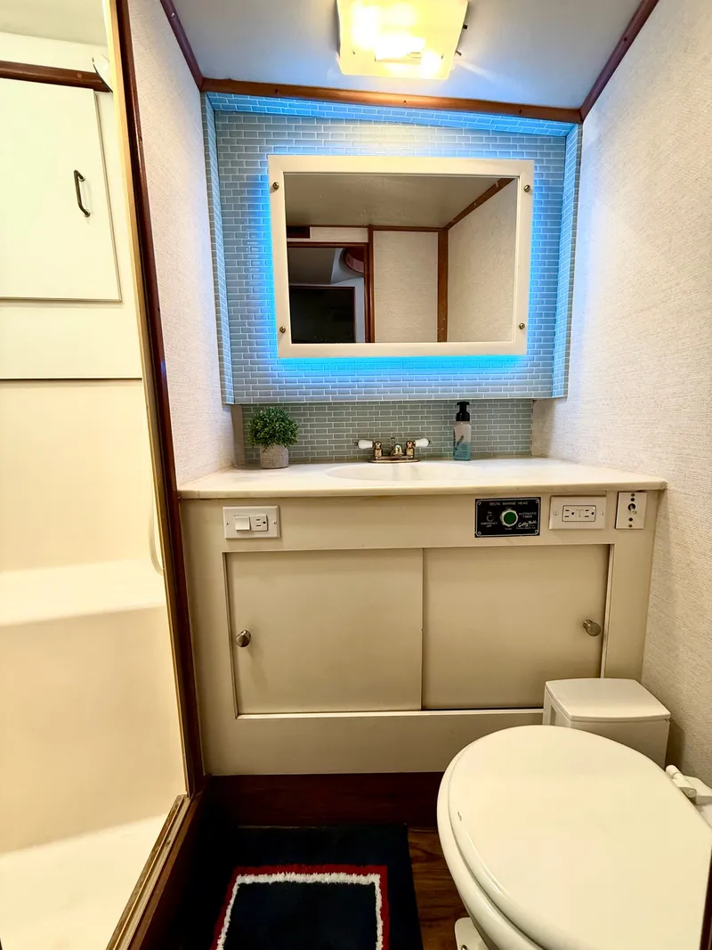 Slide: The Image of Ocean 38 Super Sport 1989 - 18