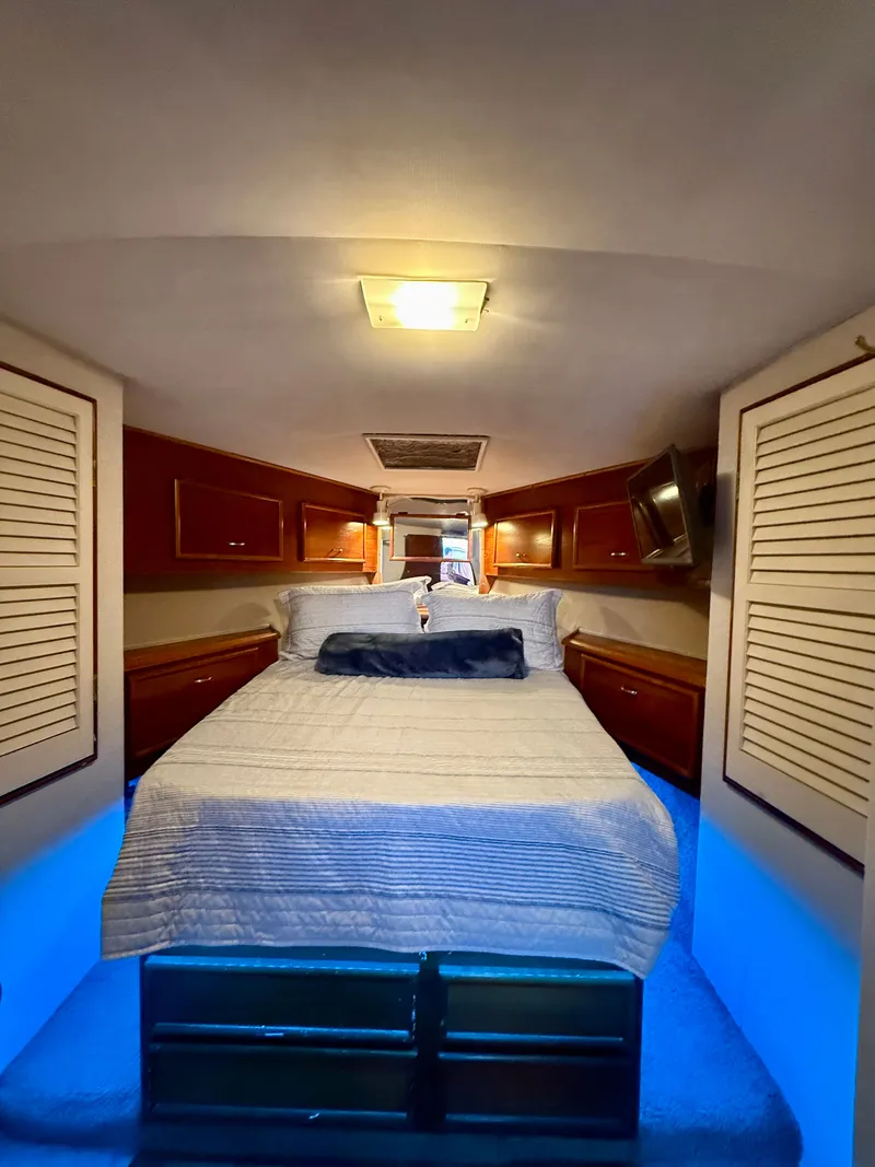 Slide: The Image of Ocean 38 Super Sport 1989 - 21