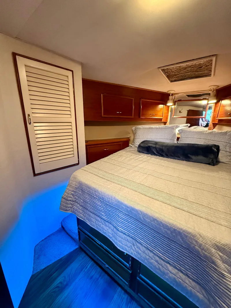 Slide: The Image of Ocean 38 Super Sport 1989 - 22