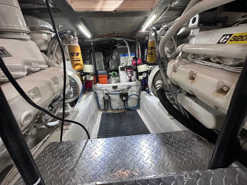 Slide: The Image of Ocean 38 Super Sport 1989 - 28