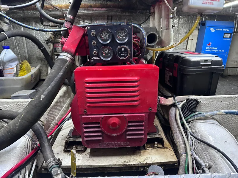 Slide: The Image of Ocean Yachts 38 Super Sport 1989 - 33