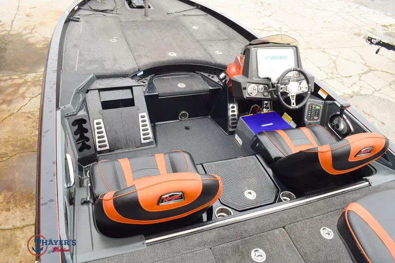 Slide: The Image of Ranger 520L 2021 - 15