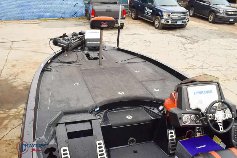 Slide: The Image of Ranger 520L 2021 - 16