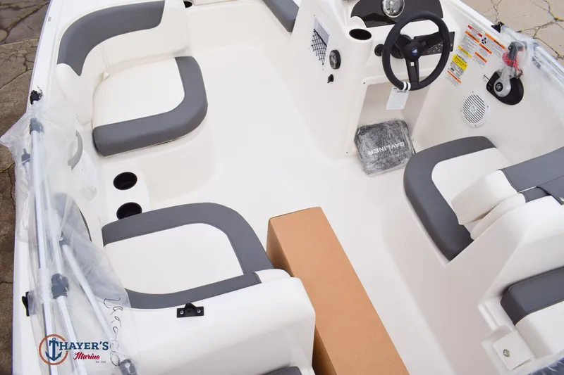 Slide: The Image of Bayliner E16 2026 - 8