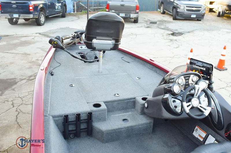 Slide: The Image of Tracker PT175 TE 2022 - 10