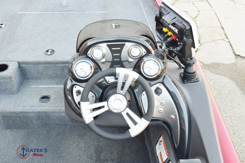 Slide: The Image of Tracker PT175 TE 2022 - 14