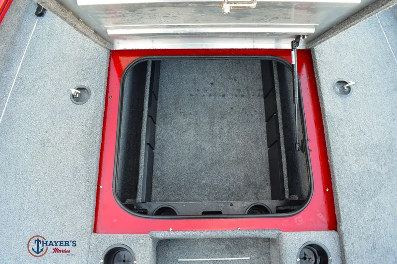 Slide: The Image of Tracker PT175 TE 2022 - 21