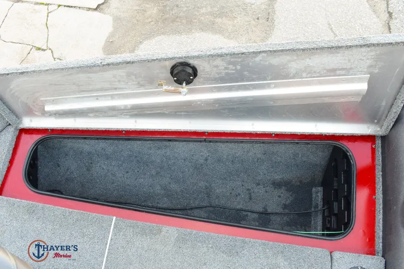 Slide: The Image of Tracker PT175 TE 2022 - 22