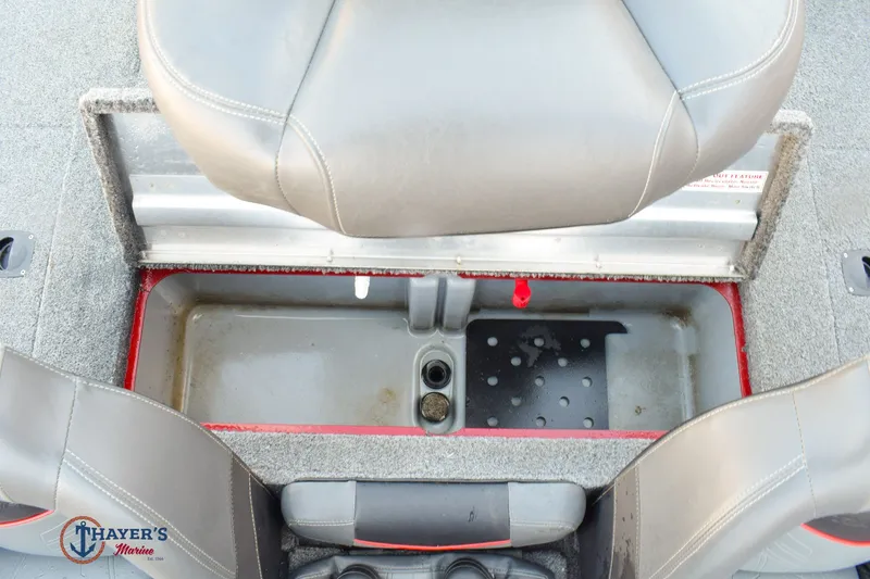 Slide: The Image of Tracker PT175 TE 2022 - 25