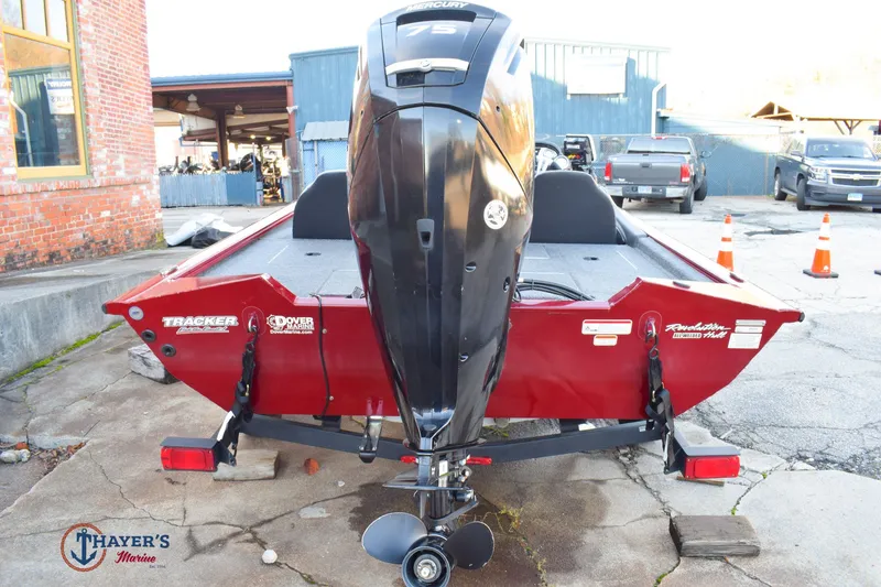 Slide: The Image of Tracker PT175 TE 2022 - 8