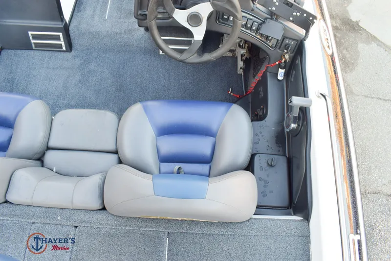 Slide: The Image of Skeeter ZX225 2005 - 14