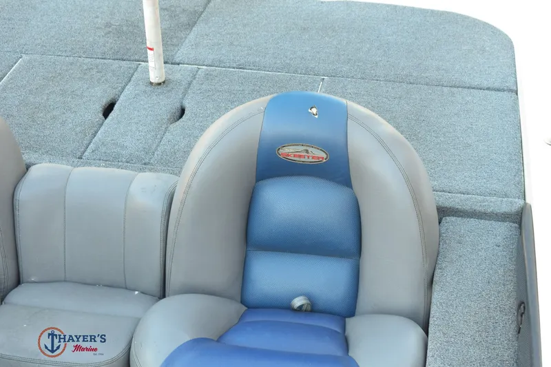 Slide: The Image of Skeeter ZX225 2005 - 22