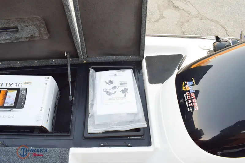 Slide: The Image of Skeeter ZX225 2005 - 26