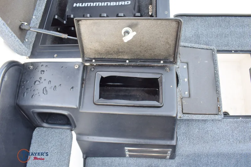 Slide: The Image of Skeeter ZX225 2005 - 30