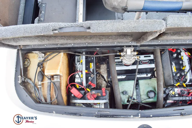 Slide: The Image of Skeeter ZX225 2005 - 37