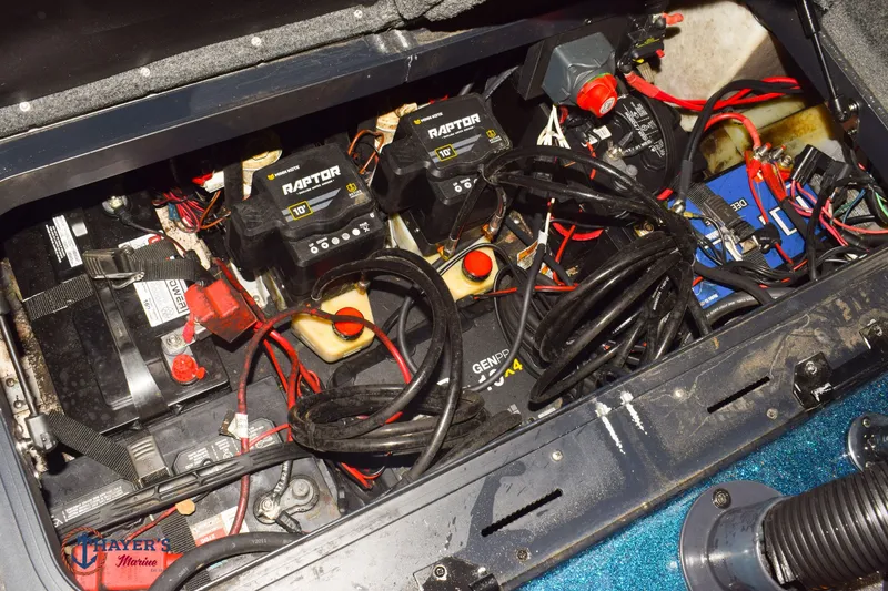 Slide: The Image of Skeeter FX21 2011 - 31