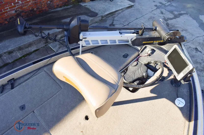 Slide: The Image of Triton 21 Xs 2011 - 17