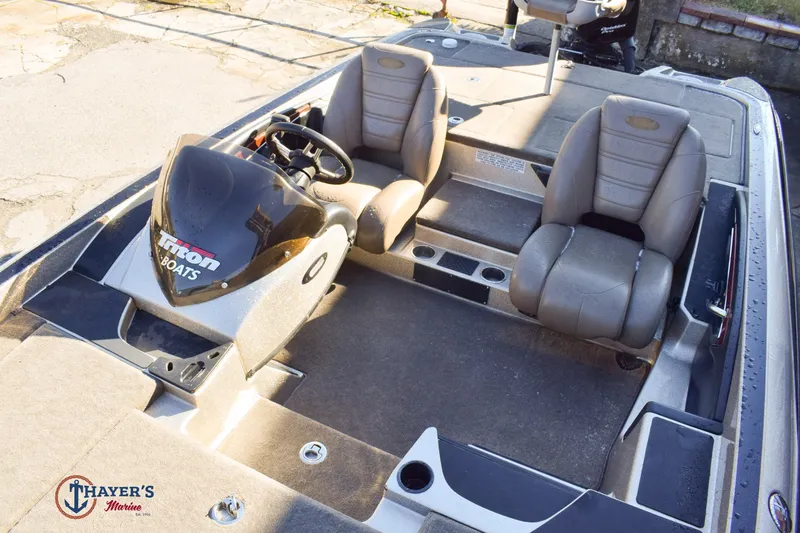 Slide: The Image of Triton 21 Xs 2011 - 20