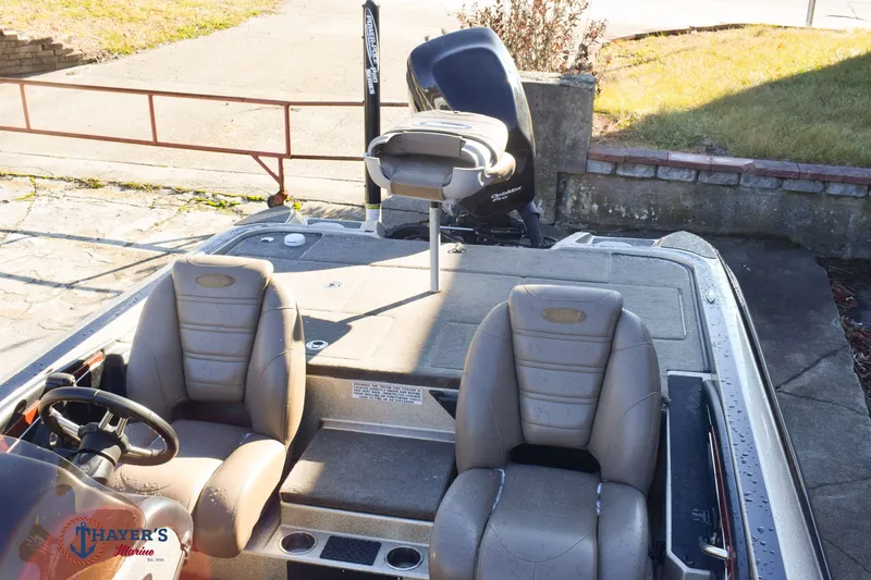 Slide: The Image of Triton 21 Xs 2011 - 21