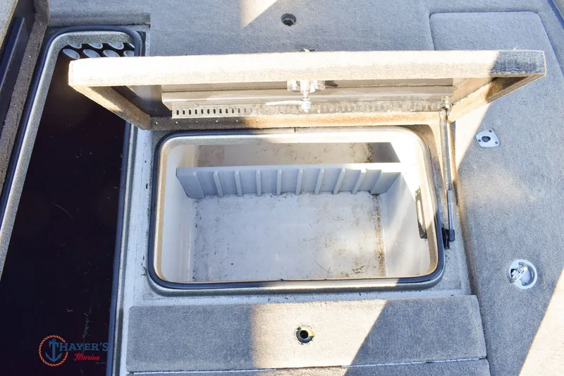 Slide: The Image of Triton 21 Xs 2011 - 25