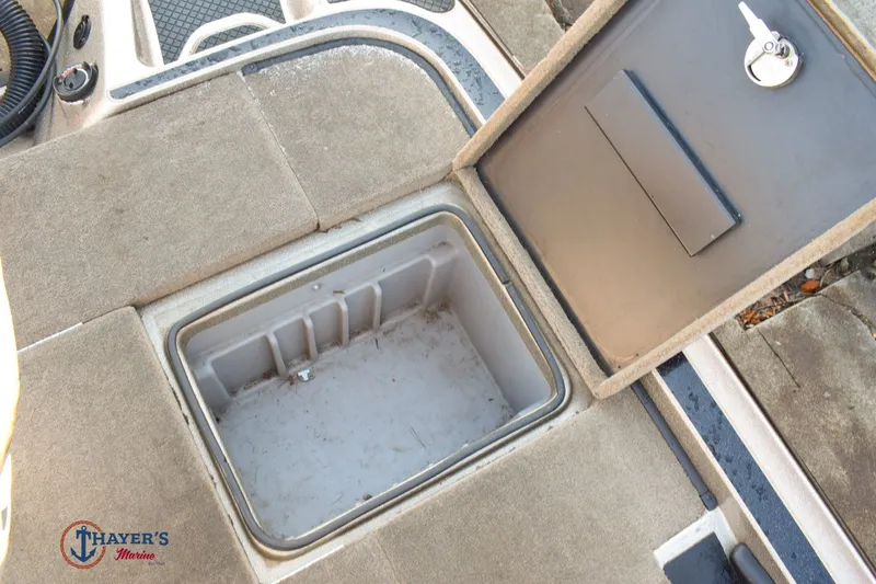 Slide: The Image of Triton 21 Xs 2011 - 32