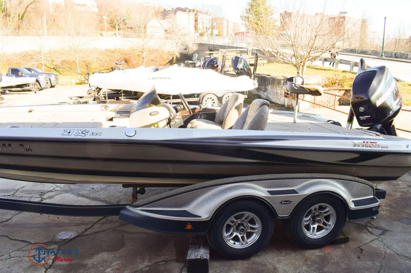 Slide: The Image of Triton 21 Xs 2011 - 35