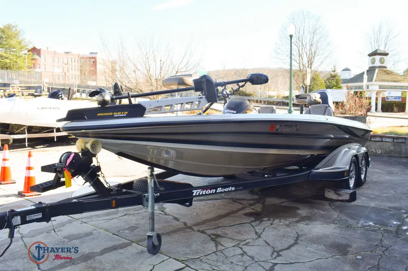 Slide: The Image of Triton 21 Xs 2011 - 36