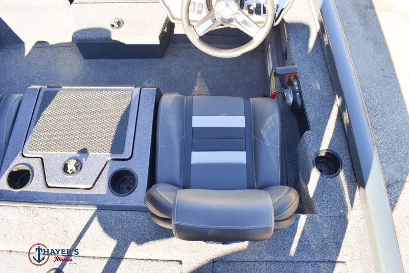 Slide: The Image of Ranger rt198 2025 - 14