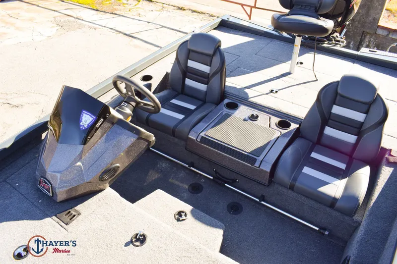 Slide: The Image of Ranger rt198 2025 - 20