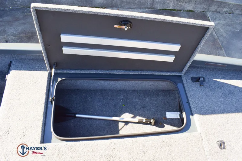 Slide: The Image of Ranger rt198 2025 - 23