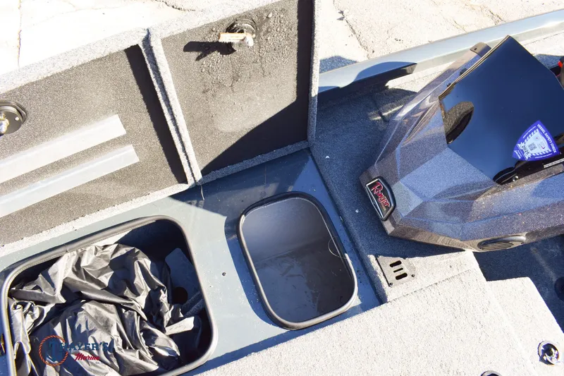 Slide: The Image of Ranger rt198 2025 - 24