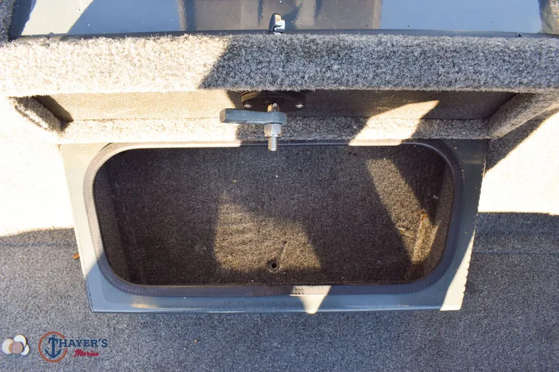 Slide: The Image of Ranger rt198 2025 - 27