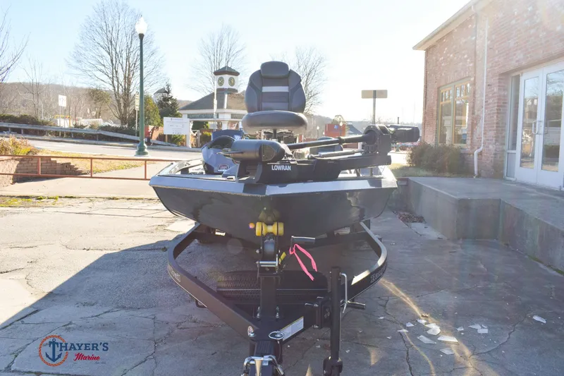 Slide: The Image of Ranger rt198 2025 - 35